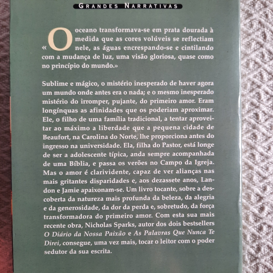 Sublime e mágico, mistério inesperado onde haver agora um mundo onde antes era o nada.