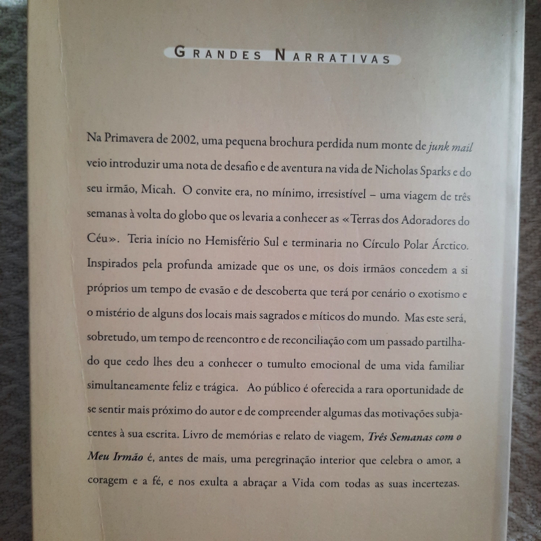 Tempo de reencontro e reconciliação com um passado sobre a história familiar simultaneamente tragica e feliz.