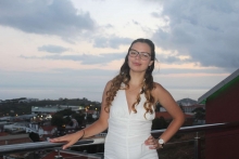 Profile picture for user Nicole Jardim27