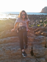 Profile picture for user angela_lopes