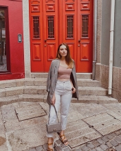 Profile picture for user cristina–cebanu