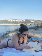 Profile picture for user Ana Carolina Barbosa