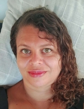 Profile picture for user Daniele Machado