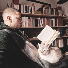 Profile picture for user raraelaugustolau