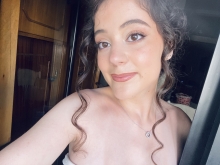 Profile picture for user laraa_macedo