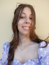 Profile picture for user mariana_andrade